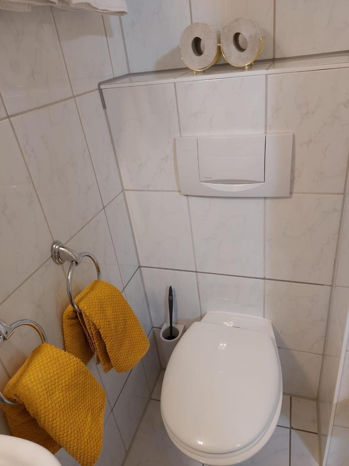Schwabenstuben Doppelzimmer Meersburg Kültér fotó