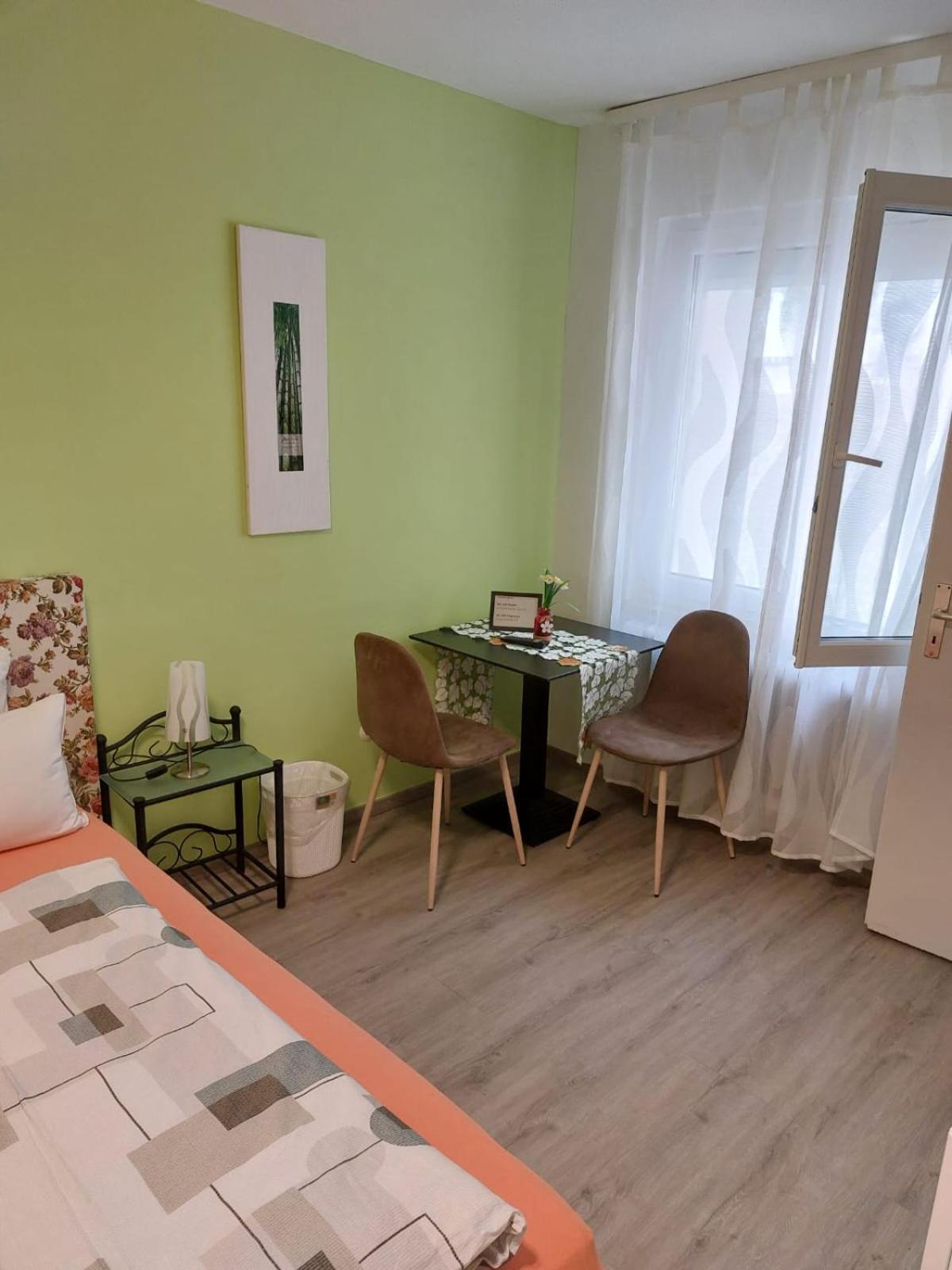 Schwabenstuben Doppelzimmer Meersburg Kültér fotó